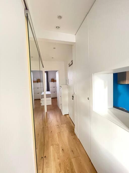 Paris Central 1 Bedroom Apartment With Ac Eksteriør bilde